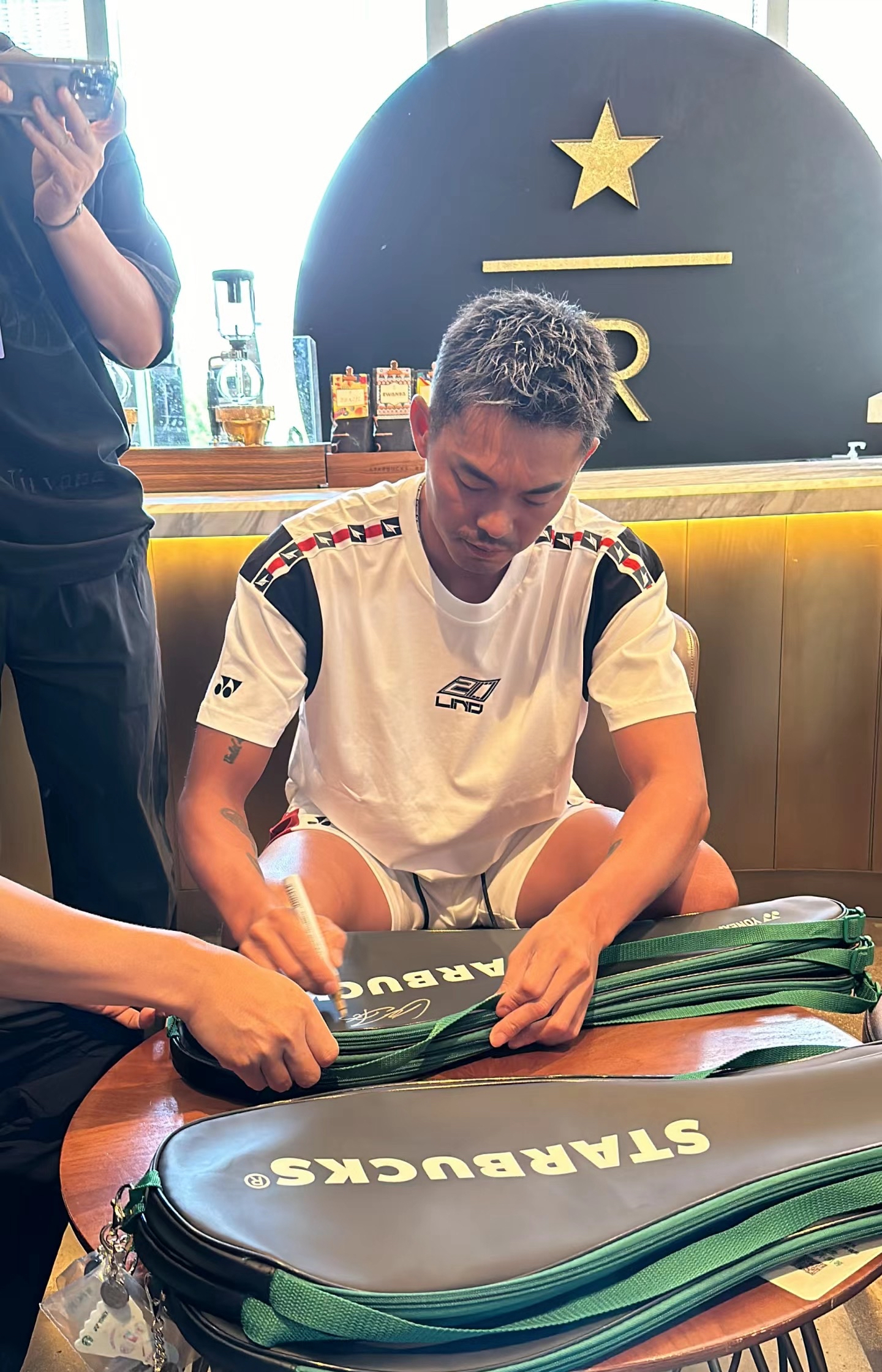 日本羽毛球队横扫马来西亚羽毛球队,林丹送出助攻的简单介绍 日本羽毛球队横扫马来西亚羽毛球队,林丹送出助攻的简单介绍